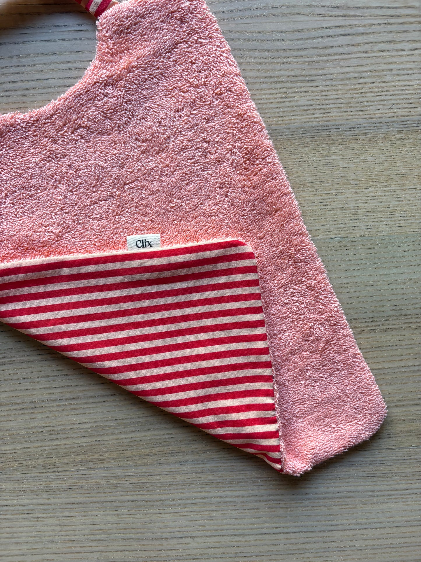 BAVOIR ÉLASTIQUE